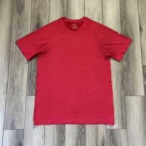 Fabletics Shirt Mens Medium Red Short Sleeve Crew Neck Shirt Athletic